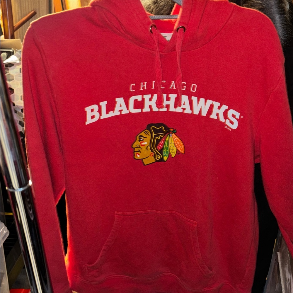 Fanatics Red Blackhawks Hoodie Size Large
